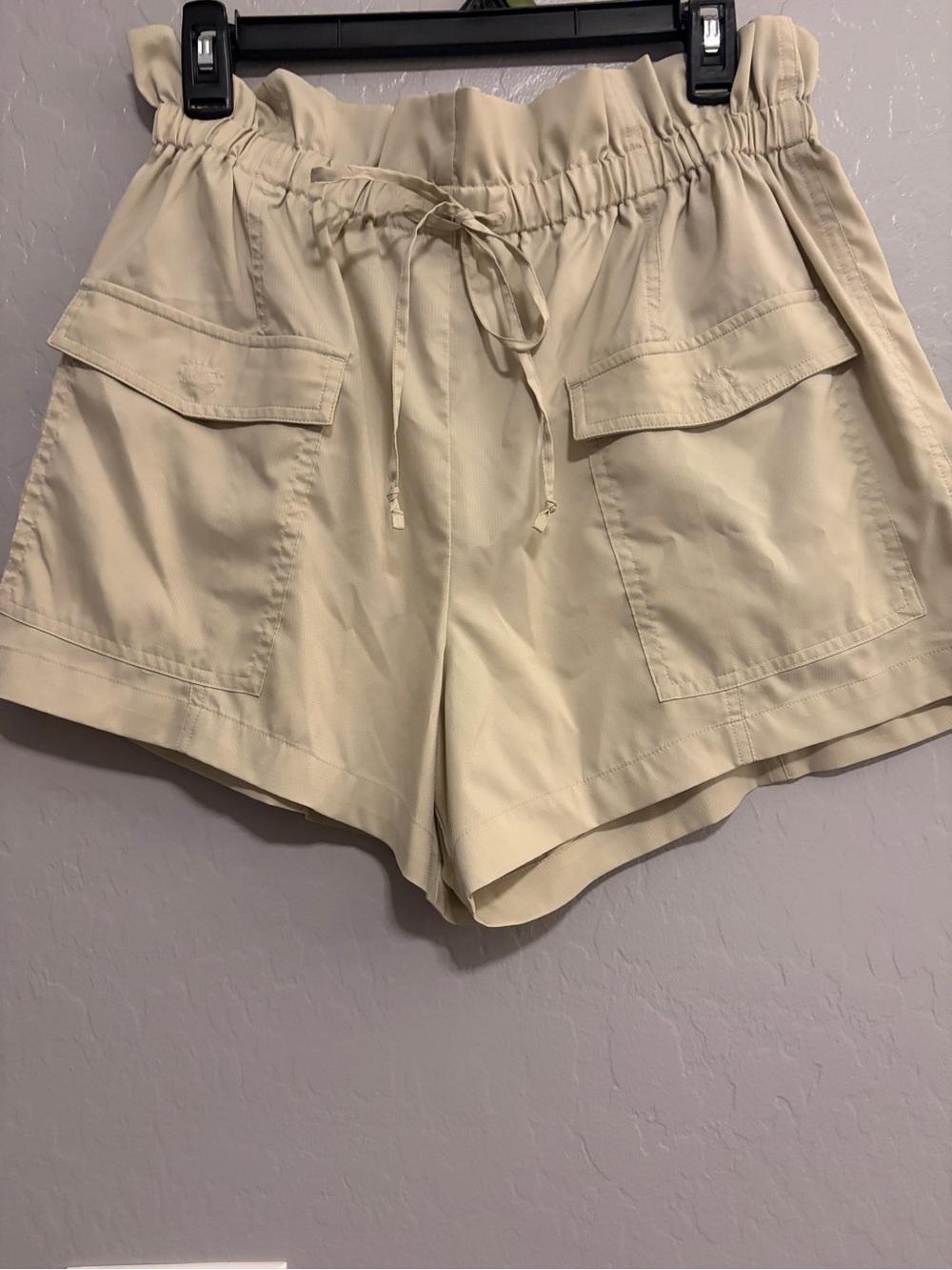 Girlfriend Collective Cora Pocket Paper bag Shorts size Large - Picture 3 of 9